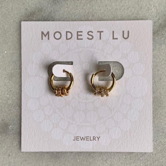 18K Gold Crystal Round Huggie Hoop Earrings Sterling Silver - Picture 4 of 4